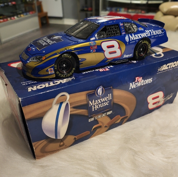 Nascar Diecast - Picture 4 of 4